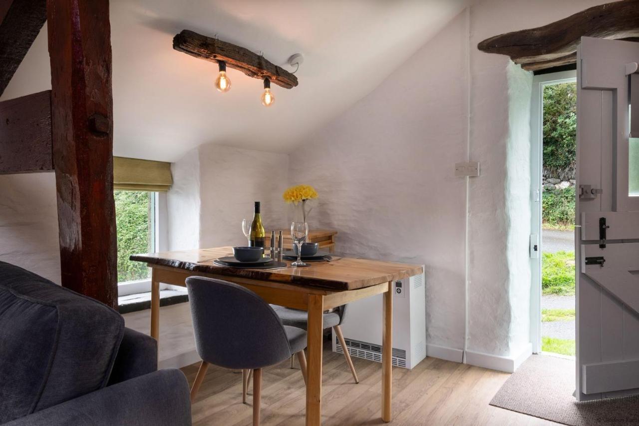 Dog Friendly Cottage, Geufron Farm Near Tywyn Bryn-crug Extérieur photo